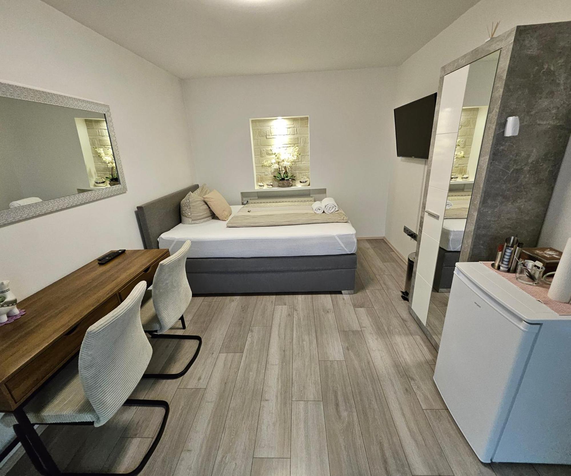 Apartment Sunny 2